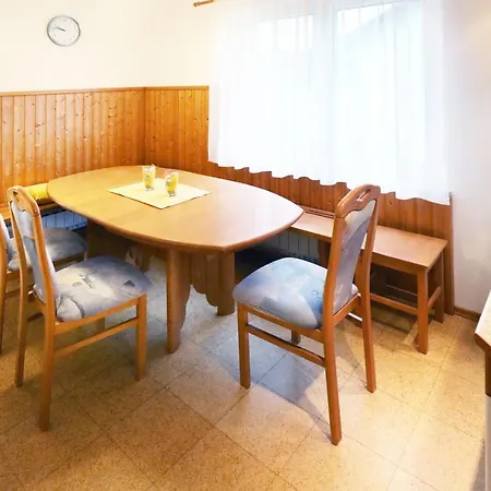 Apartma Zigmund Lägenhet Cerknica