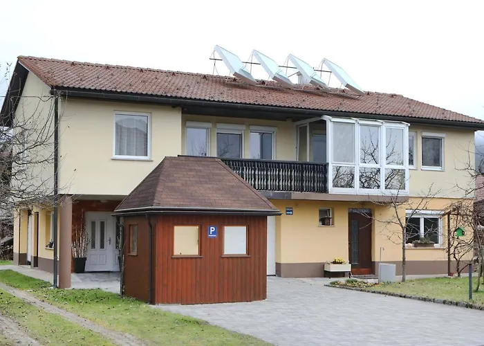 Apartma Zigmund * Cerknica